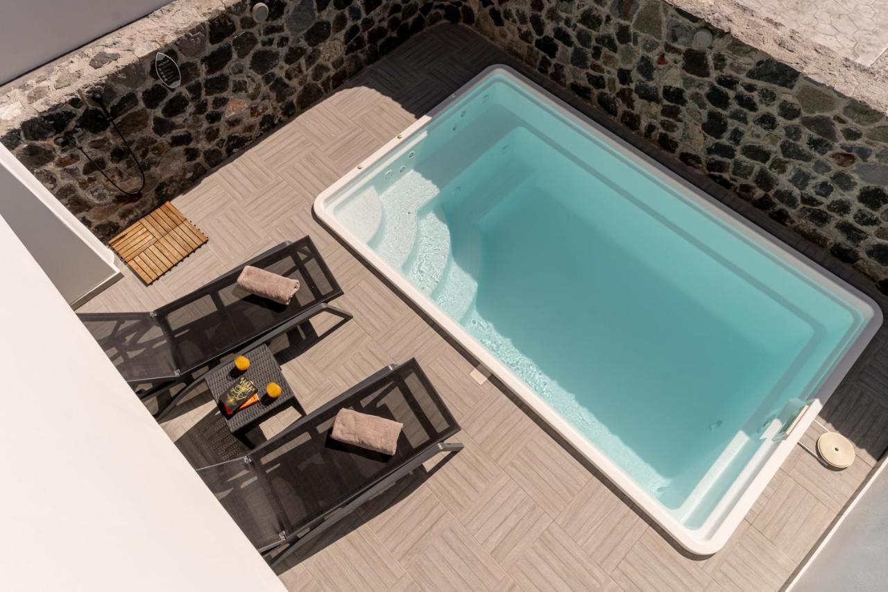 Santorossa Luxury Villas Emporio  Exterior photo