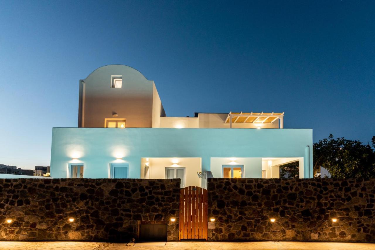 Santorossa Luxury Villas Emporio  Exterior photo